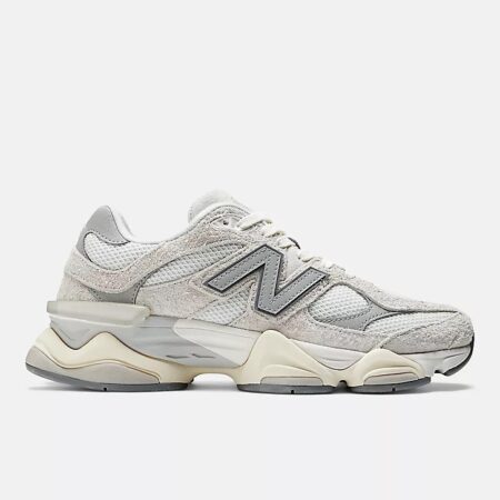 NEW BALANCE 9060 
Sea salt met rain cloud en moonbeam